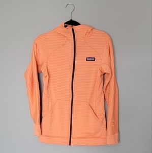Patagonia R1 fleece zip up